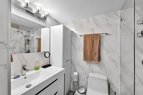 3180 S Ocean Drive Hallandale Beach FL 33009