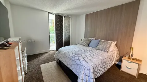 3701 N Country Club Drive Aventura FL 33180
