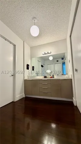 3701 N Country Club Drive Aventura FL 33180