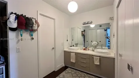 3701 N Country Club Drive Aventura FL 33180