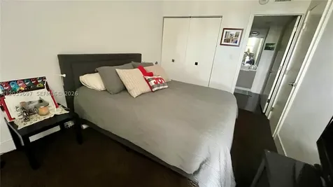 3701 N Country Club Drive Aventura FL 33180
