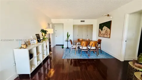 3701 N Country Club Drive Aventura FL 33180