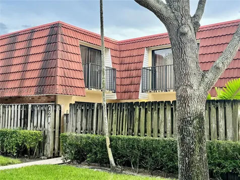 721 NW NW 99th Circle Plantation FL 33324