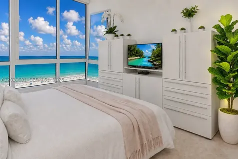 100 S Pointe Drive Miami Beach FL 33139