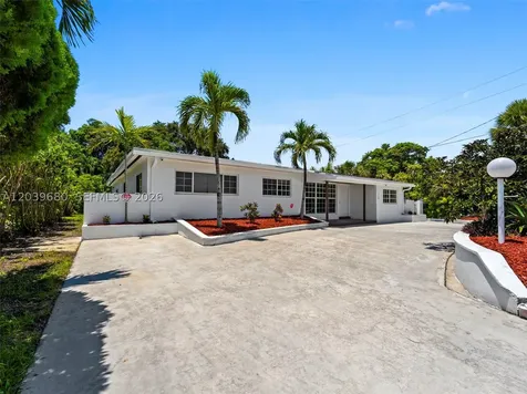 110 NE 152nd Street Miami FL 33162