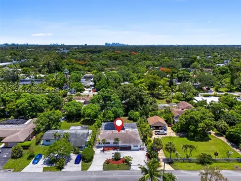 110 NE 152nd Street Miami FL 33162
