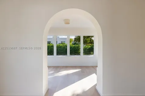 2850 Sheridan Avenue Miami Beach FL 33140
