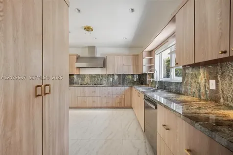2850 Sheridan Avenue Miami Beach FL 33140