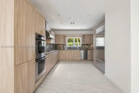 2850 Sheridan Avenue Miami Beach FL 33140