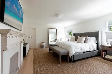 2850 Sheridan Avenue Miami Beach FL 33140