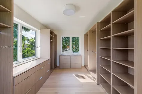 2850 Sheridan Avenue Miami Beach FL 33140