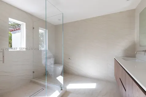 2850 Sheridan Avenue Miami Beach FL 33140