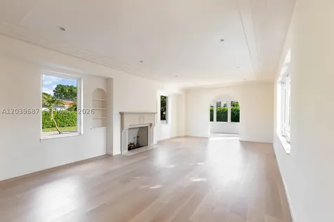 2850 Sheridan Avenue Miami Beach FL 33140