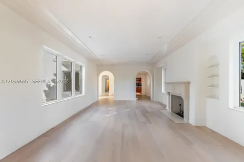2850 Sheridan Avenue Miami Beach FL 33140