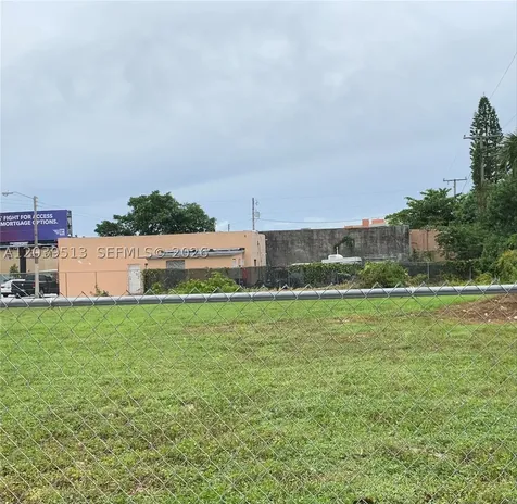 4923 NW 17th Avenue Miami FL 33142