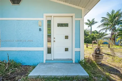 4504 Oakley Street Port Charlotte FL 33980