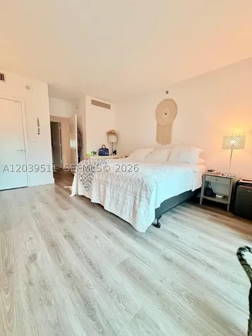 55 SE 6th Street Miami FL 33131