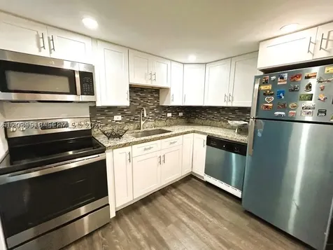 20515 E Country Club Drive Aventura FL 33180