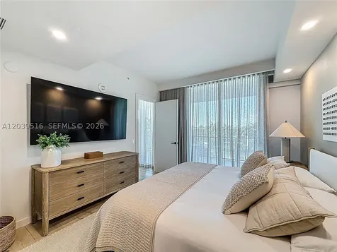 350 Ocean Drive Key Biscayne FL 33149