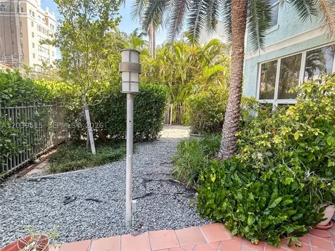 1218 Drexel Avenue Miami Beach FL 33139