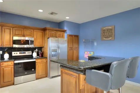 22131 SW 87 Place Cutler Bay FL 33190