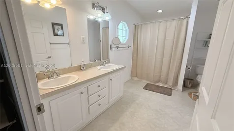 8631 SW 18th Place Davie FL 33324