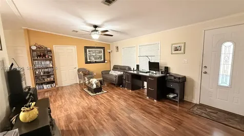 8631 SW 18th Place Davie FL 33324