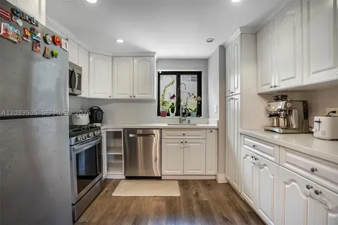 7108 SW 112th Place Miami FL 33173