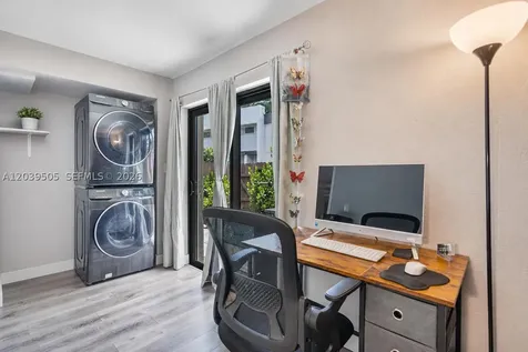7108 SW 112th Place Miami FL 33173
