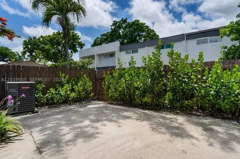 7108 SW 112th Place Miami FL 33173