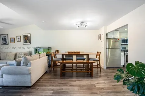 7108 SW 112th Place Miami FL 33173