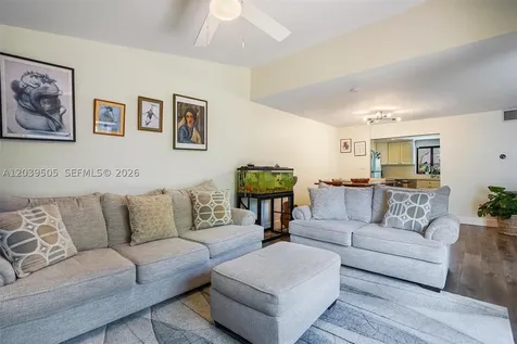 7108 SW 112th Place Miami FL 33173