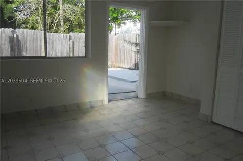 Hollywood FL 33020