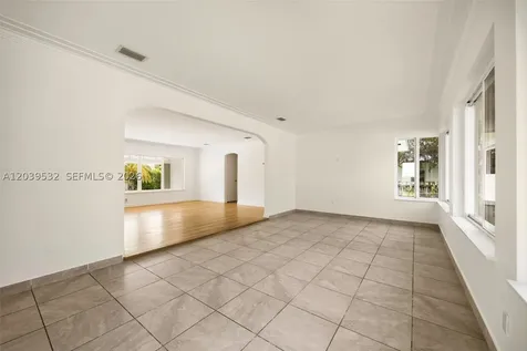 7840 SW 71st Avenue Miami FL 33143