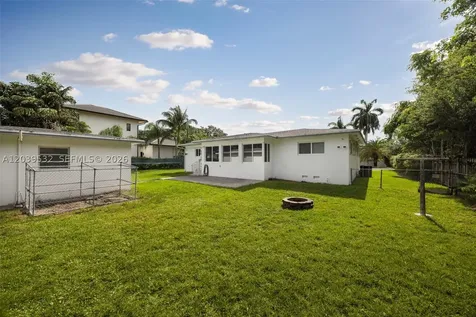 7840 SW 71st Avenue Miami FL 33143