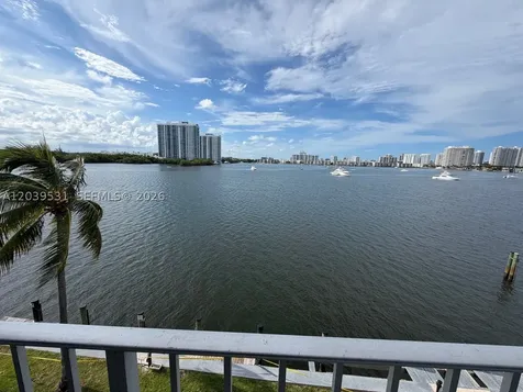 16546 NE 26th Avenue North Miami Beach FL 33160