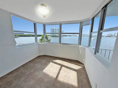 16546 NE 26th Avenue North Miami Beach FL 33160