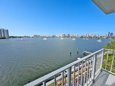16546 NE 26th Avenue North Miami Beach FL 33160