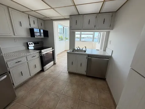 16546 NE 26th Avenue North Miami Beach FL 33160