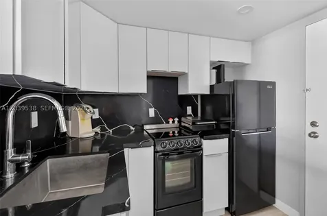 800 West Avenue Miami Beach FL 33139