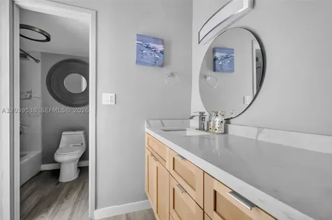 800 West Avenue Miami Beach FL 33139
