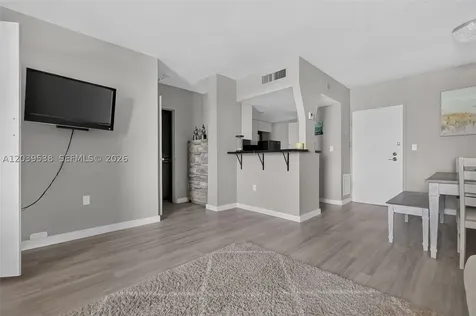 800 West Avenue Miami Beach FL 33139
