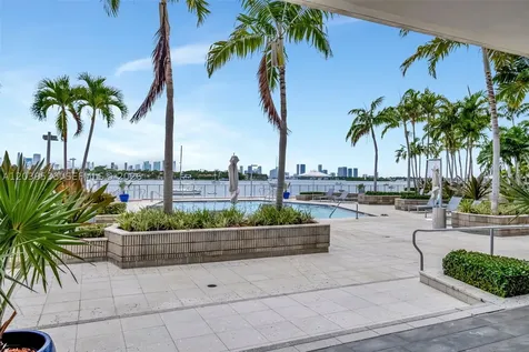 800 West Avenue Miami Beach FL 33139