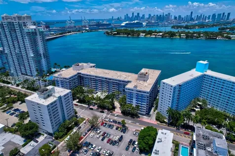 800 West Avenue Miami Beach FL 33139