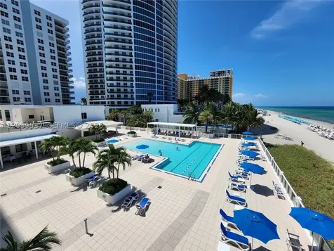 2751 S Ocean Drive Hollywood FL 33019