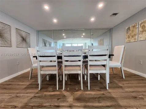2751 S Ocean Drive Hollywood FL 33019