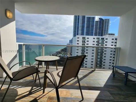 2751 S Ocean Drive Hollywood FL 33019