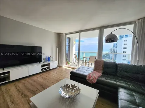 2751 S Ocean Drive Hollywood FL 33019