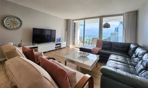 2751 S Ocean Drive Hollywood FL 33019