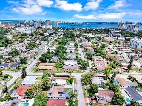 Miami FL 33161